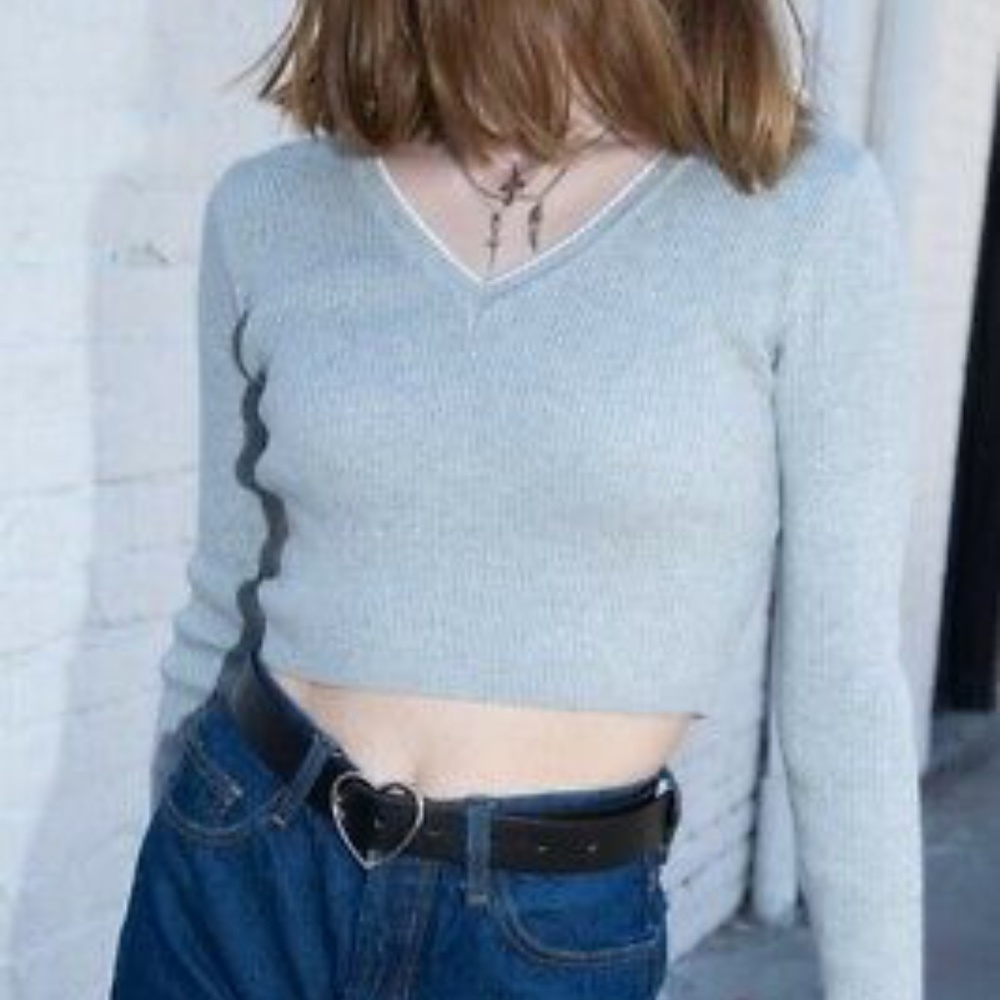 Brandy Melville Milena Cropped Sweater Top